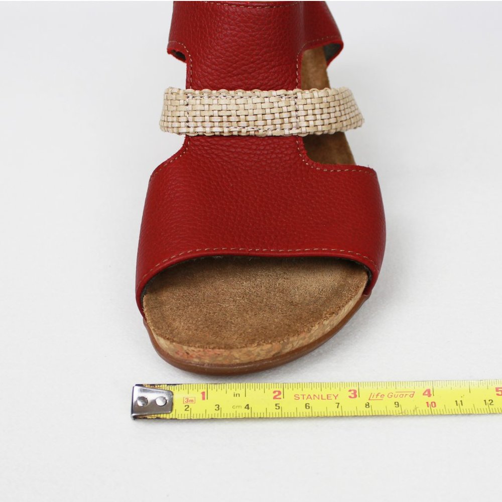 El Naturalista Red Ivory Chunky Heel Leather Sandals - Picture 13 of 15